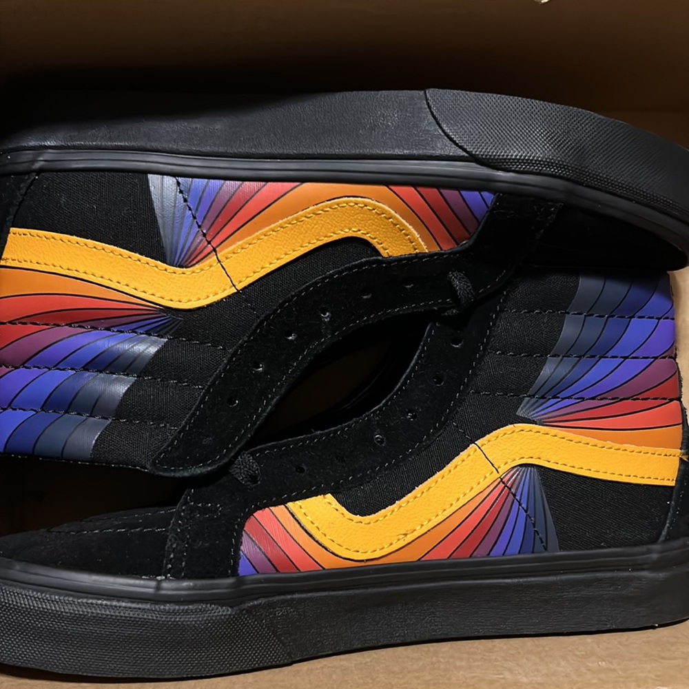 Vans Sk8-Hi Reissue (Refract) black/multi NWT Men’s Size 6.5 Women’s Size 8.0 - Picture 2 of 9